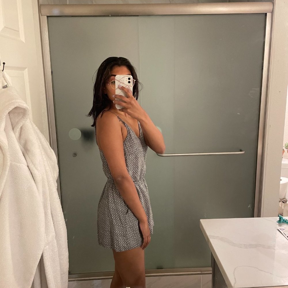 Black and white patterned romper from H&M - Picture 2 of 4